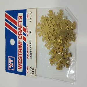 3/$15 VTG Westrim Crafts Snowflakes 30pc No Hole 11630 Gold 048492032697